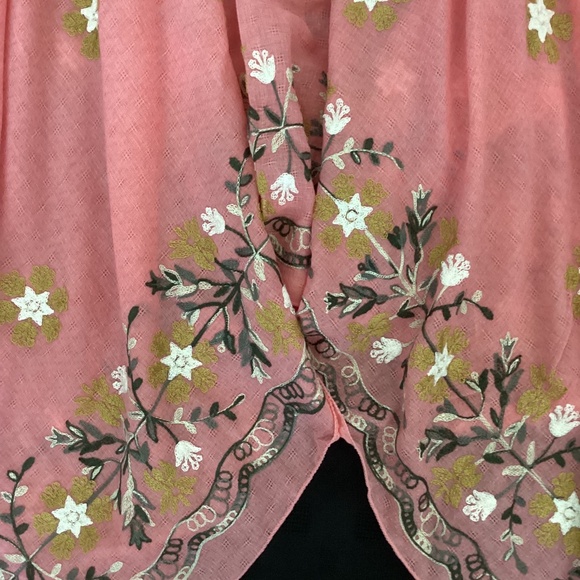 Banda Bags hand-embroidered poncho - NEVER WORN !! - Picture 2 of 3